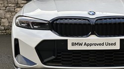 2025 (25) BMW 3 SERIES 320i M Sport 4dr Saloon 4805556