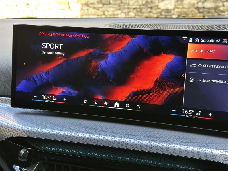 2025 (25) BMW 3 SERIES 320i M Sport 4dr Saloon 4805548