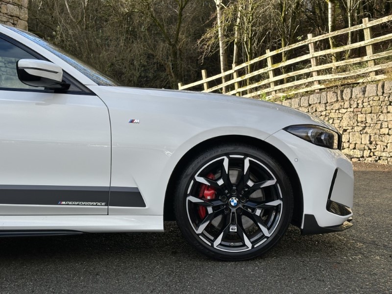 2025 (25) BMW 3 SERIES 320i M Sport 4dr Saloon 4805562