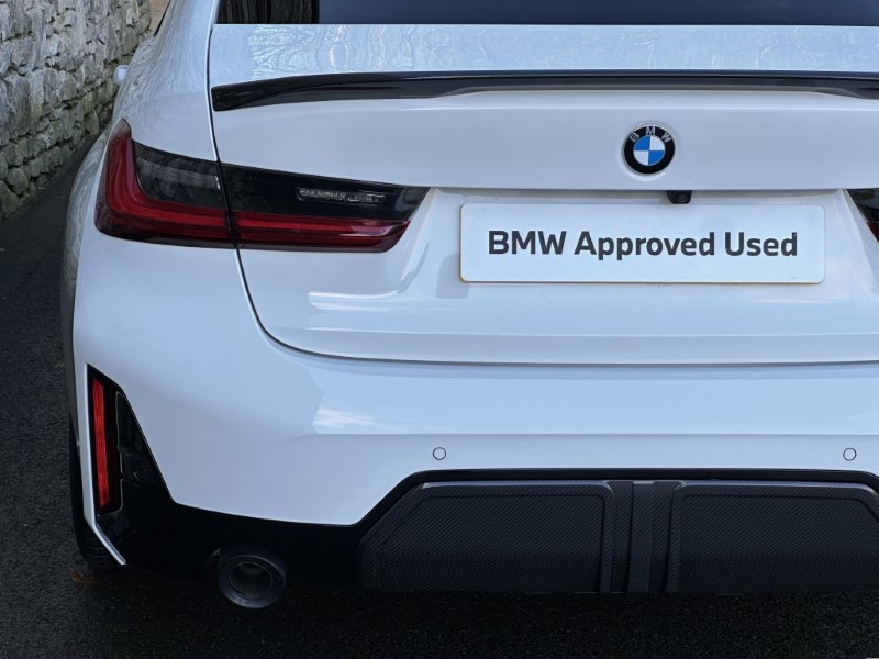 2025 (25) BMW 3 SERIES 320i M Sport 4dr Saloon 4805495