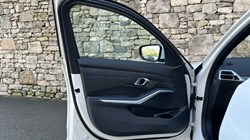 2025 (25) BMW 3 SERIES 320i M Sport 4dr Saloon 4805537