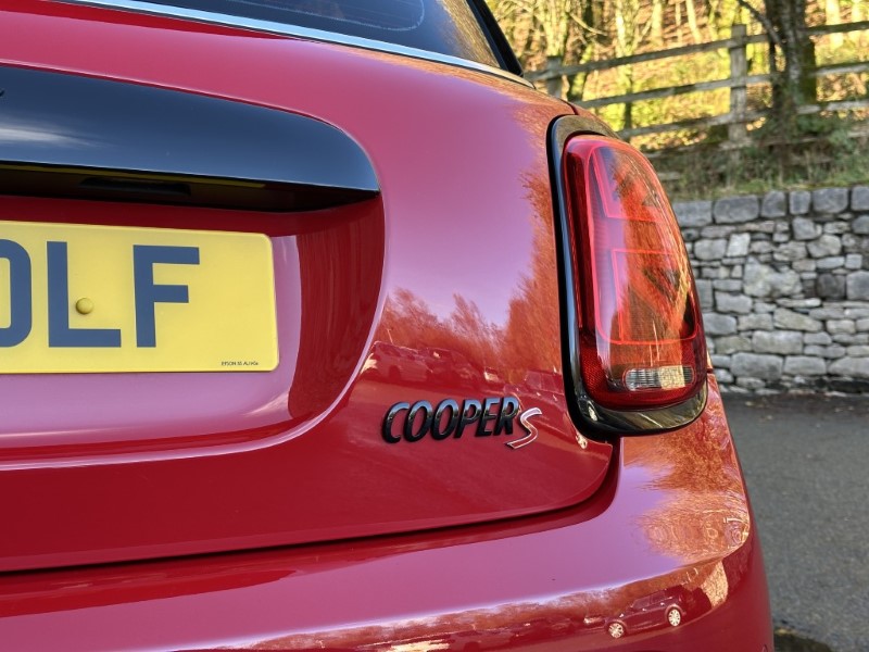 2021 (21) MINI HATCHBACK 2.0 Cooper S Sport 3dr Auto 4794619