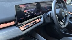 2025 (74) BMW 5 SERIES 550e xDrive M Sport Pro Saloon 4799066