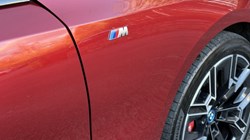 2025 (74) BMW 5 SERIES 550e xDrive M Sport Pro Saloon 4799105