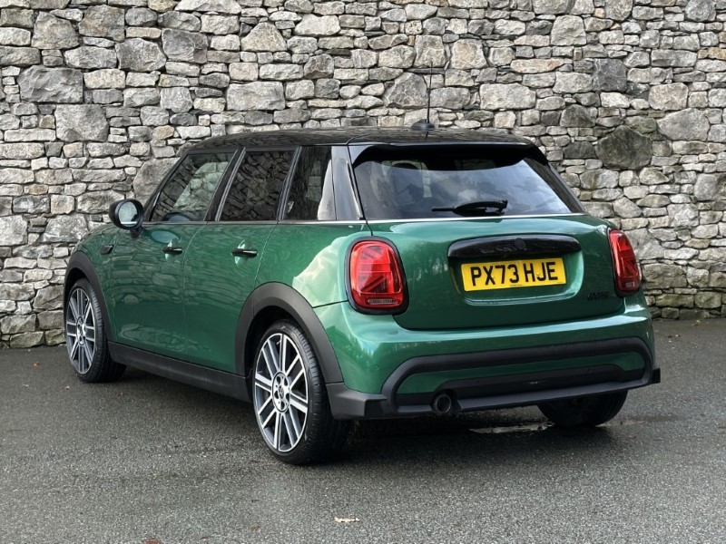 2023 (73) MINI HATCHBACK 1.5 Cooper Exclusive 5dr Auto 4804679