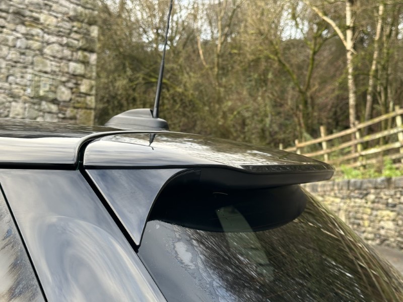 2023 (73) MINI HATCHBACK 1.5 Cooper Exclusive 5dr Auto 4804685