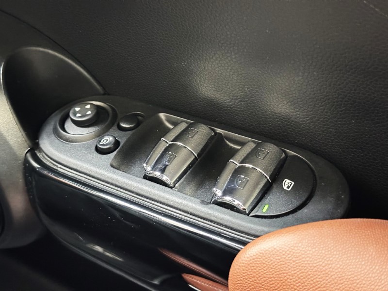 2023 (73) MINI HATCHBACK 1.5 Cooper Exclusive 5dr Auto 4804662