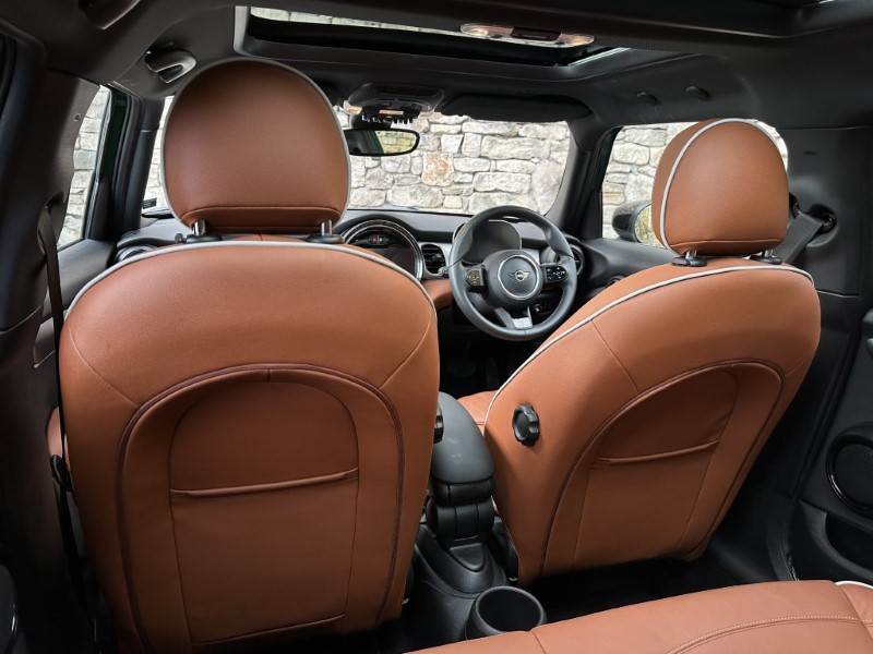 2023 (73) MINI HATCHBACK 1.5 Cooper Exclusive 5dr Auto 4804683