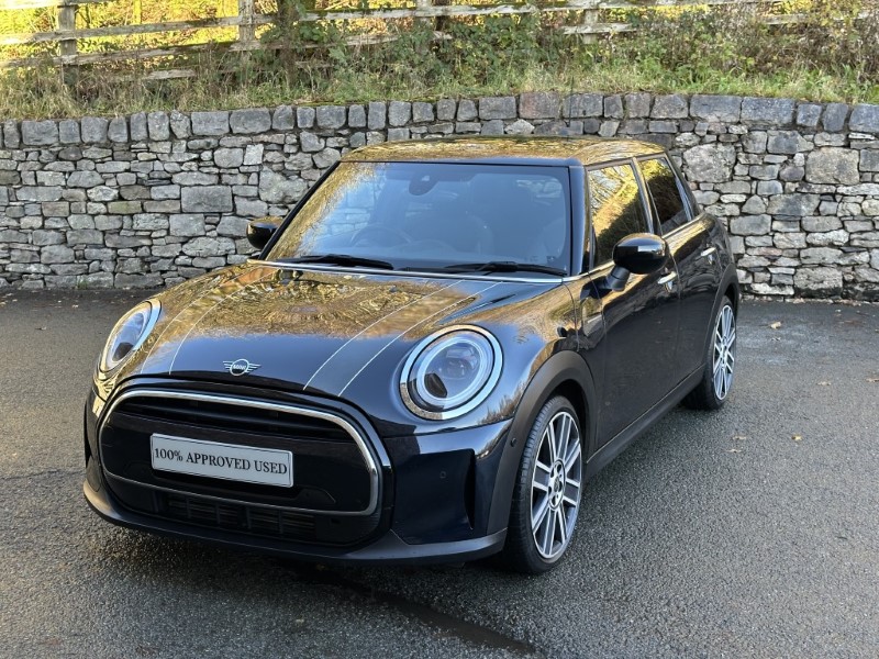 2022 (72) MINI HATCHBACK 1.5 Cooper Exclusive 5dr Auto 4791974