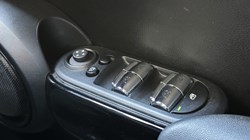 2022 (72) MINI HATCHBACK 1.5 Cooper Exclusive 5dr Auto 4791948