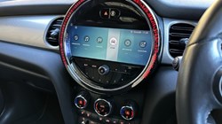 2022 (72) MINI HATCHBACK 1.5 Cooper Exclusive 5dr Auto 4791982