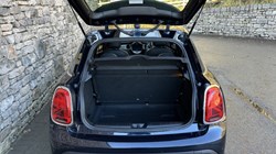 2022 (72) MINI HATCHBACK 1.5 Cooper Exclusive 5dr Auto 4791931