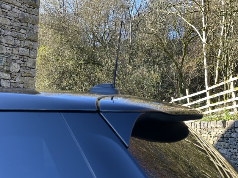 2022 (72) MINI HATCHBACK 1.5 Cooper Exclusive 5dr Auto 4791976