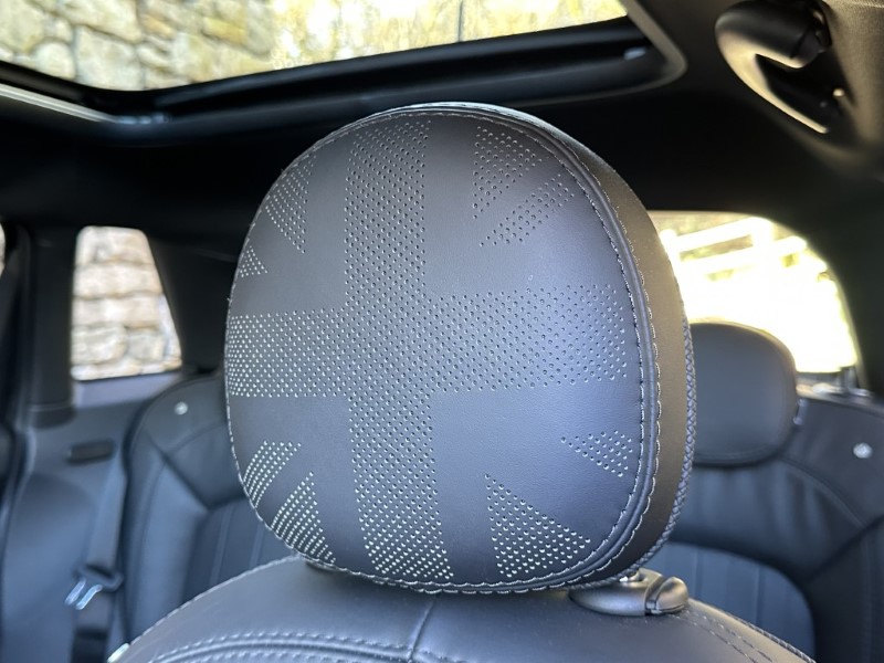 2022 (72) MINI HATCHBACK 1.5 Cooper Exclusive 5dr Auto 4791960