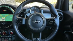 2022 (72) MINI HATCHBACK 1.5 Cooper Exclusive 5dr Auto 4791938