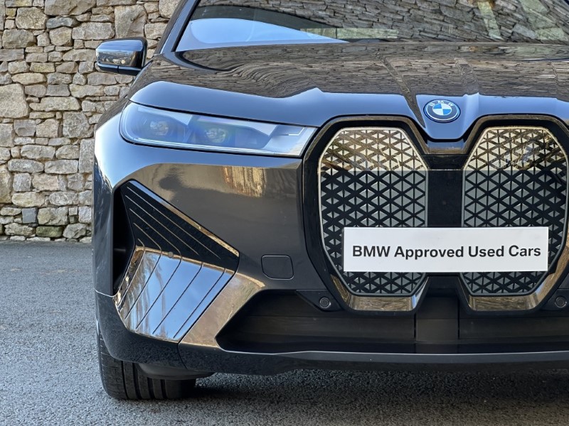 2022 (72) BMW iX 240kW xDrive40 M Sport 76.6kWh 5dr Auto 4799485