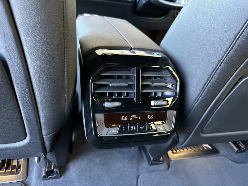 2022 (72) BMW iX 240kW xDrive40 M Sport 76.6kWh 5dr Auto 4799471