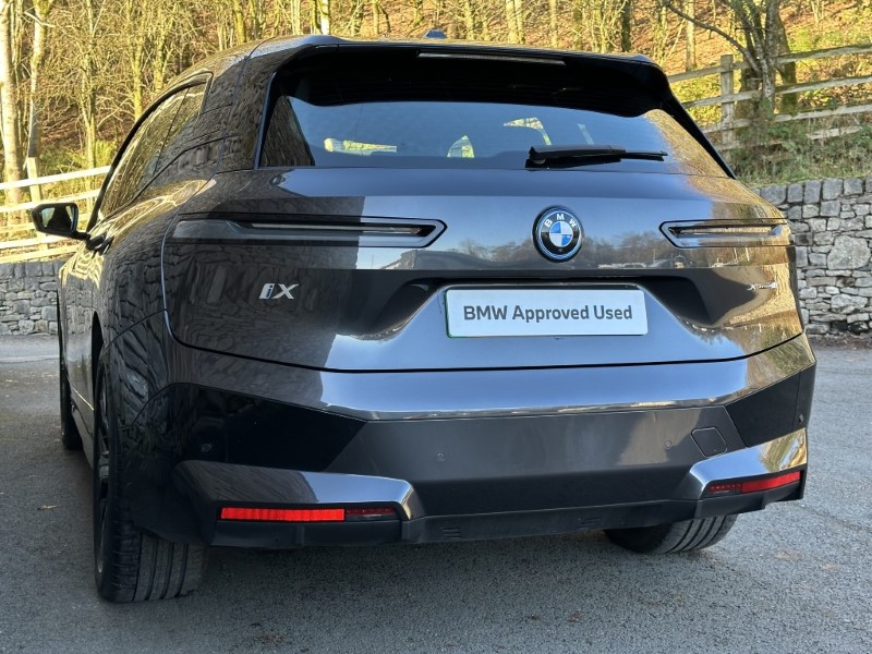 2022 (72) BMW iX 240kW xDrive40 M Sport 76.6kWh 5dr Auto 4799427