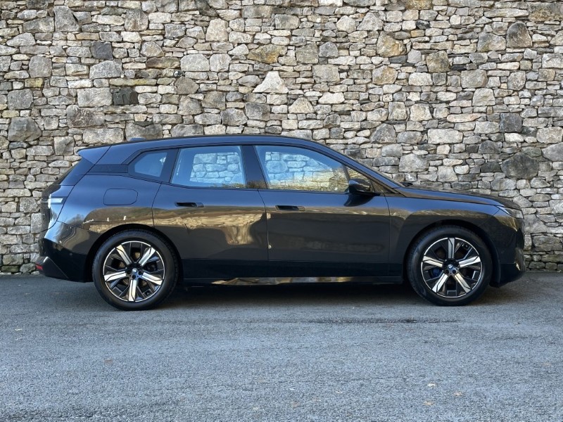 2022 (72) BMW iX 240kW xDrive40 M Sport 76.6kWh 5dr Auto 4799431