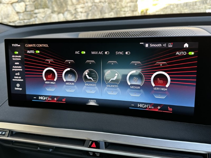 2022 (72) BMW iX 240kW xDrive40 M Sport 76.6kWh 5dr Auto 4799451