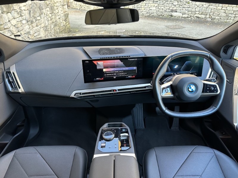 2022 (72) BMW iX 240kW xDrive40 M Sport 76.6kWh 5dr Auto 4799438