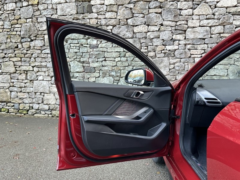 2025 (25) BMW 1 SERIES 120 M Sport 5dr  4832624