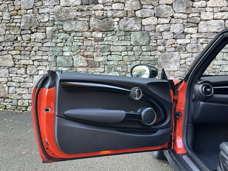 2019 (69) MINI CONVERTIBLE 2.0 Cooper S Exclusive II Convertible  4839677