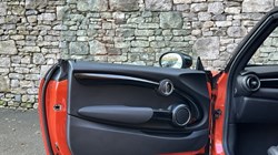 2019 (69) MINI CONVERTIBLE 2.0 Cooper S Exclusive II Convertible 4839677