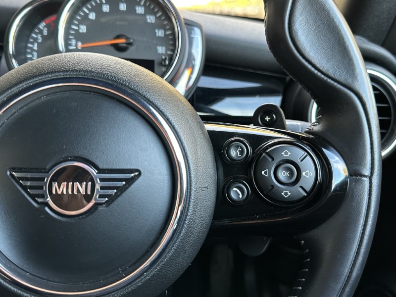 2019 (69) MINI CONVERTIBLE 2.0 Cooper S Exclusive II Convertible  4839657