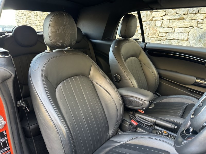 2019 (69) MINI CONVERTIBLE 2.0 Cooper S Exclusive II Convertible  4839642