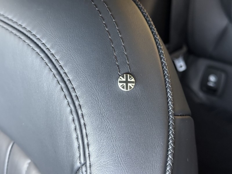 2019 (69) MINI CONVERTIBLE 2.0 Cooper S Exclusive II Convertible  4839668