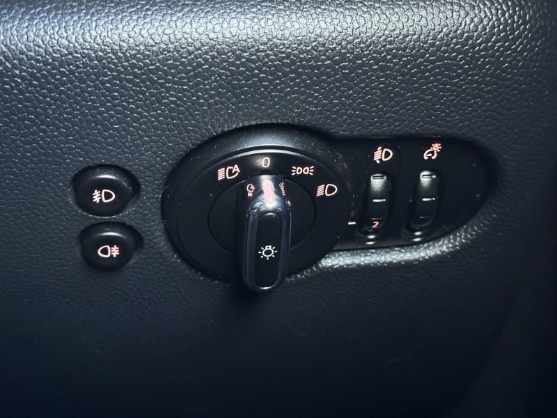 2019 (69) MINI CONVERTIBLE 2.0 Cooper S Exclusive II Convertible  4839654