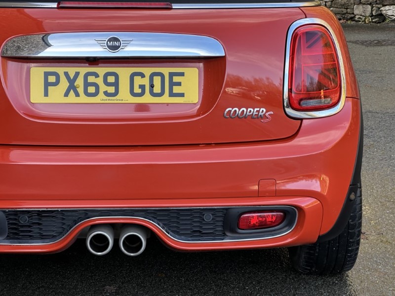 2019 (69) MINI CONVERTIBLE 2.0 Cooper S Exclusive II Convertible  4839634