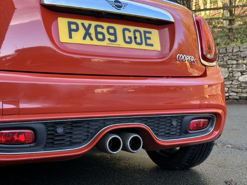 2019 (69) MINI CONVERTIBLE 2.0 Cooper S Exclusive II Convertible  4839636