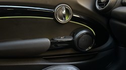 2019 (19) MINI HATCHBACK 1.5 Cooper Exclusive II 3dr Auto 4831229