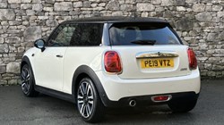 2019 (19) MINI HATCHBACK 1.5 Cooper Exclusive II 3dr Auto 4831250