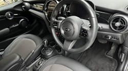 2022 (72) MINI HATCHBACK 1.5 Cooper Classic 3dr Auto 4818302