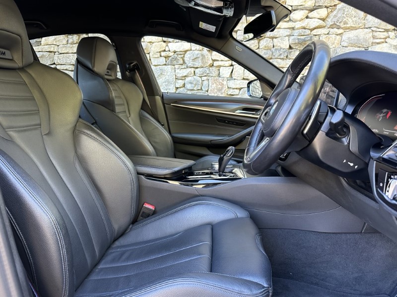 2020 (70) BMW 5 SERIES 530d xDrive MHT M Sport Edition Saloon  4802817