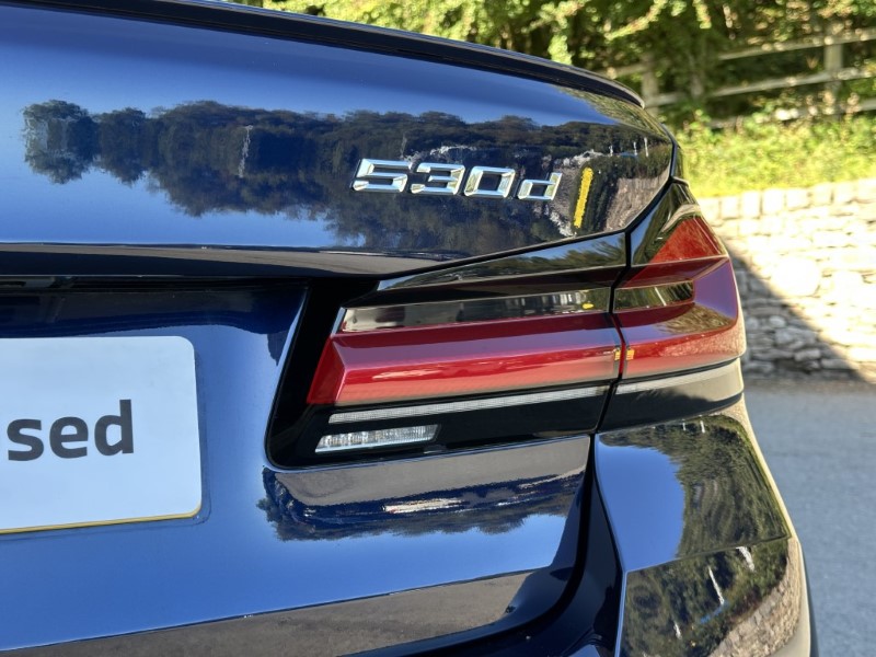 2020 (70) BMW 5 SERIES 530d xDrive MHT M Sport Edition Saloon  4802811