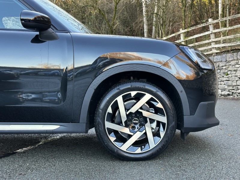 2025 (75) MINI COUNTRYMAN 1.5 C Exclusive 5dr Auto 4808537