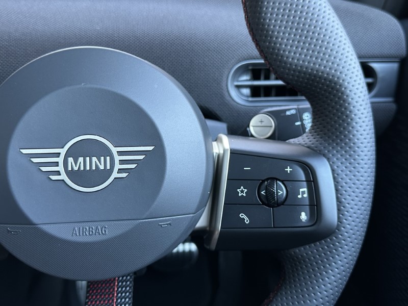 2025 (75) MINI COOPER 2.0 John Cooper Works 3dr Auto 4807852