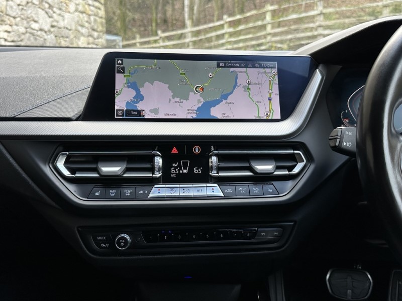 2022 (72) BMW 1 SERIES 118i M Sport 5dr  4860136