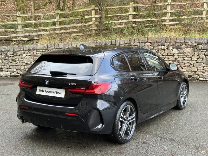 2022 (72) BMW 1 SERIES 118i M Sport 5dr  4860181