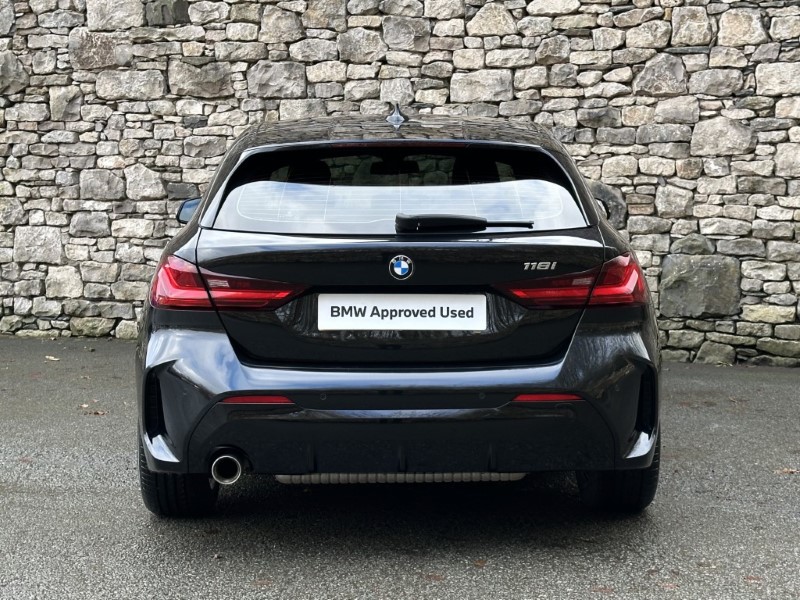 2022 (72) BMW 1 SERIES 118i M Sport 5dr  4860158