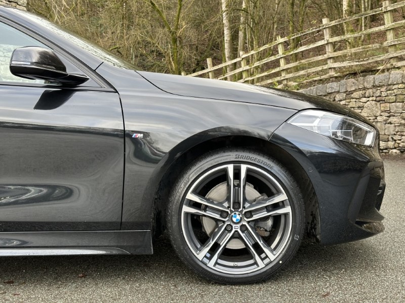 2022 (72) BMW 1 SERIES 118i M Sport 5dr  4860184
