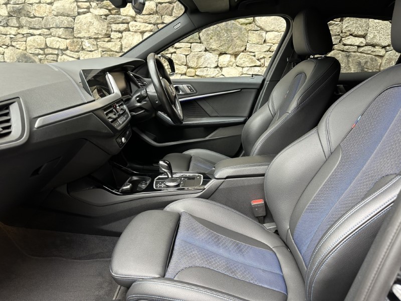 2022 (72) BMW 1 SERIES 118i M Sport 5dr  4860152