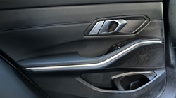 2022 (22) BMW 3 SERIES 320i M Sport 5dr Touring 4852147