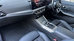 2022 (22) BMW 3 SERIES 320i M Sport 5dr Touring 4852168