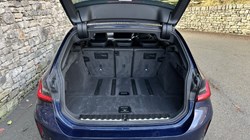 2022 (22) BMW 3 SERIES 320i M Sport 5dr Touring 4852137