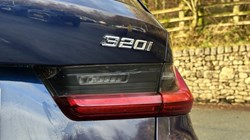 2022 (22) BMW 3 SERIES 320i M Sport 5dr Touring 4852136